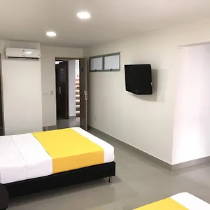 Hotel Emporium El Coral Laureles, Medellín
