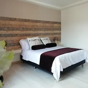 Aparthotel Apartasuite Laureles Cmc