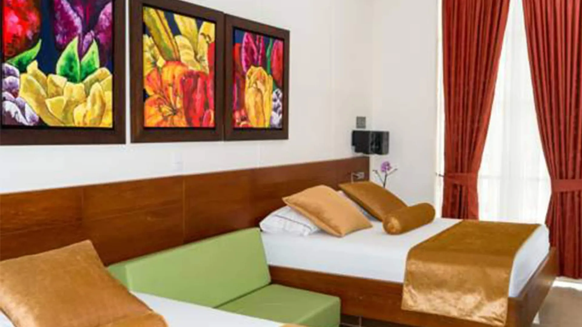 ***  Hotel Sauces Del Estadio Medellin Colombia