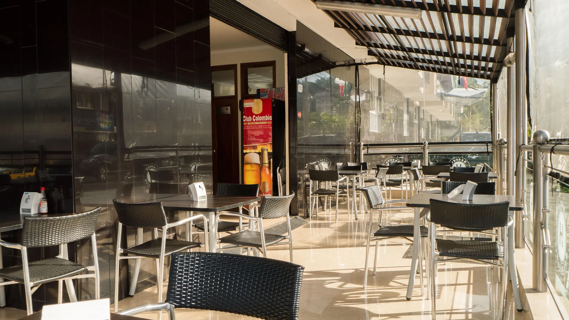 Hotel Sauces Del Estadio Medellin