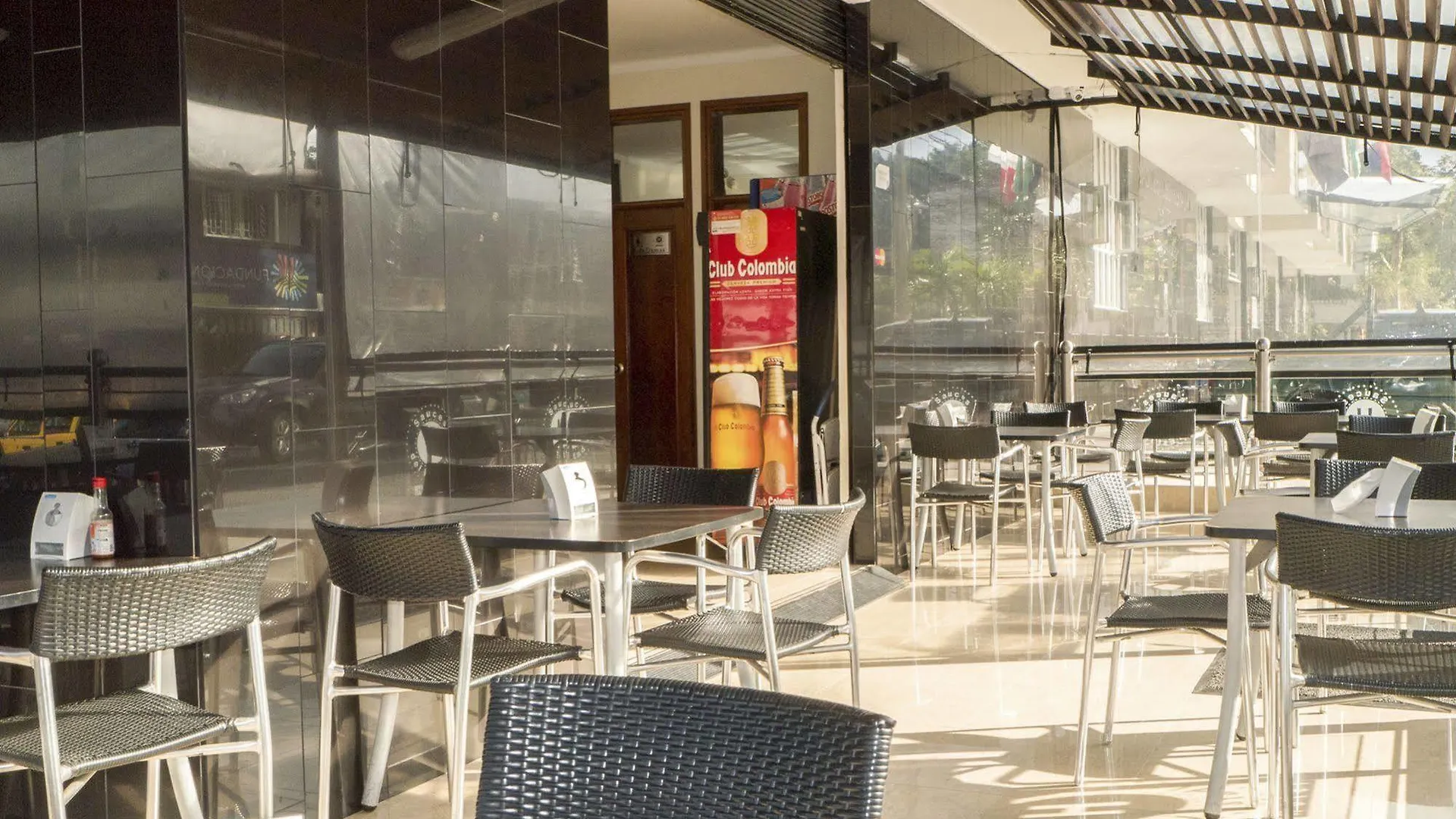 Hotel Sauces Del Estadio Medellin